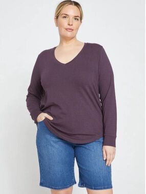 Universal Standard Long Sleeve V Rex Top
3XS Size 2-4 in Faded Plum